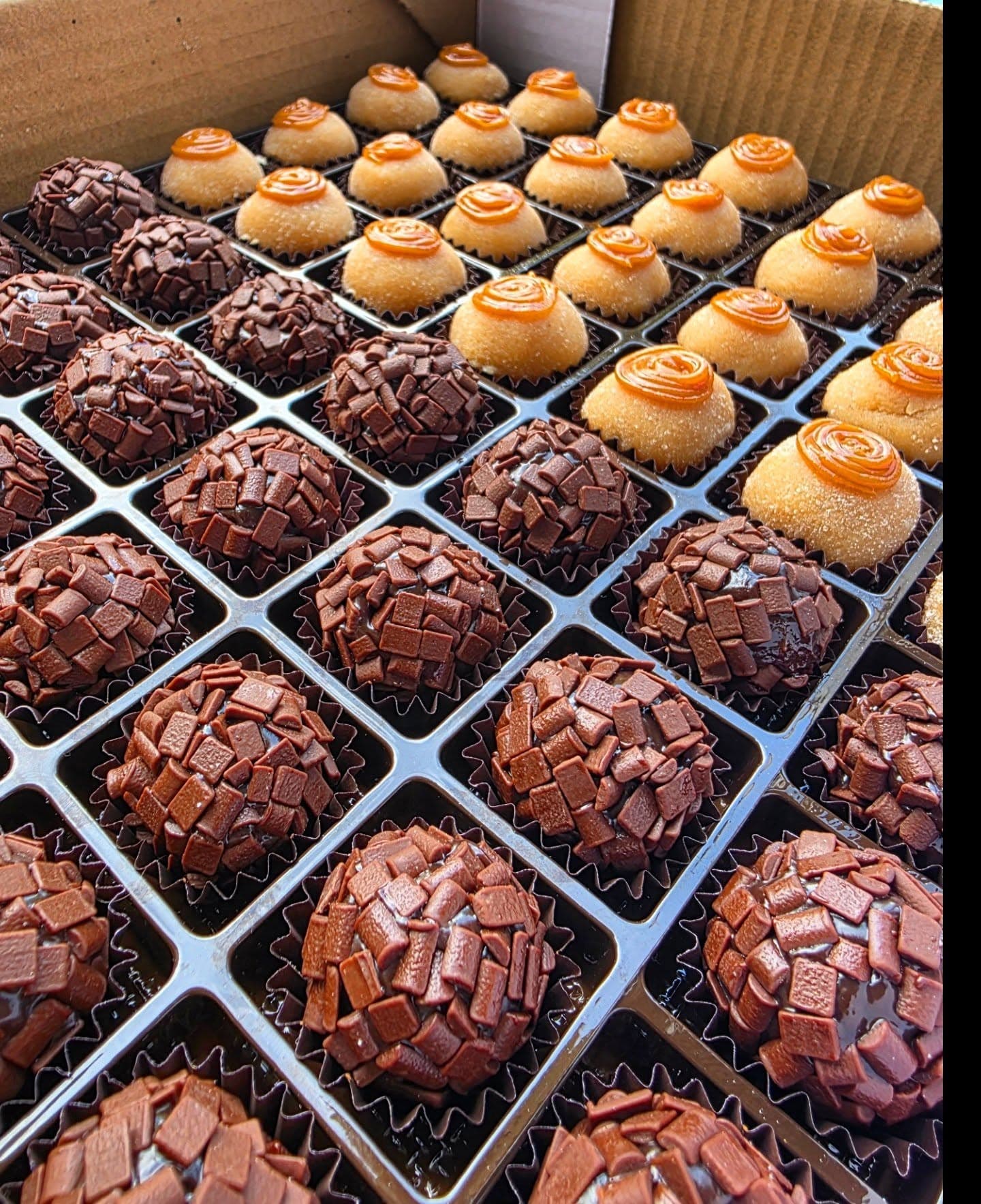 Brigadeiros e churros